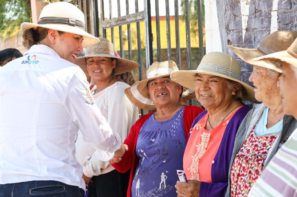 6 2 1024x682 - Visita Cindy Arvizu comunidades para arranque de obras