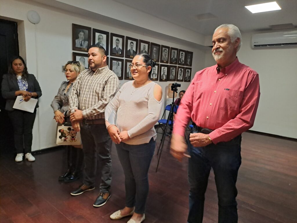 1 27 1024x768 - Ayuntamiento toma protesta a nuevos delegados de La Venta, Colinas de San José y Real Casas Viejas