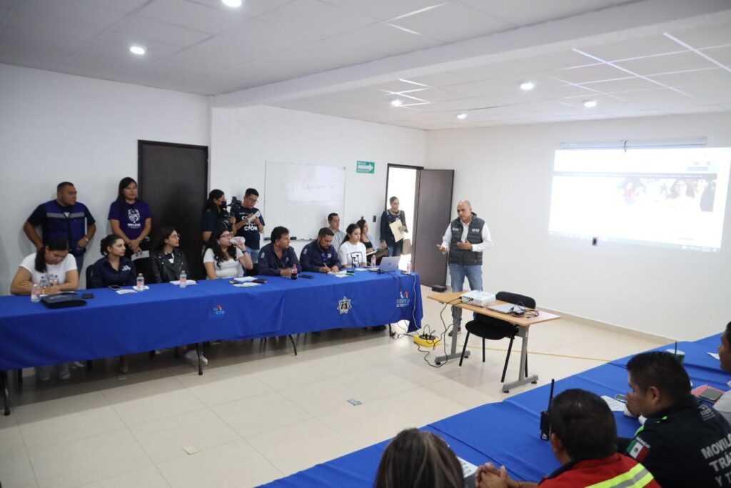 2 10 1024x683 - A apostar por prevención para atender problemática de inseguridad en los municipios: Martín López Camacho