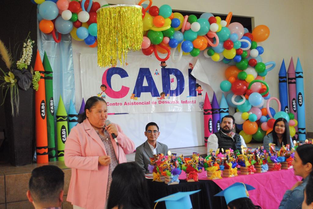 2 25 - Celebra CADI egreso de 13 infantes de la generación 2020-2023