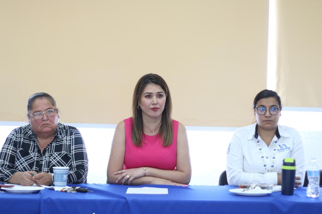 2 - Participan funcionarias de San José Iturbide en taller de perspectiva de género