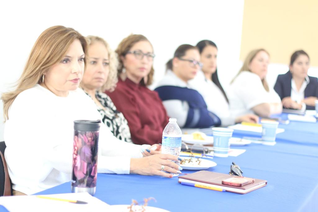 3 - Participan funcionarias de San José Iturbide en taller de perspectiva de género