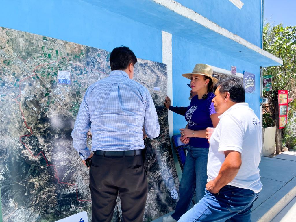 6 5 - Entrega Cindy Arvizu pavimentación de calles en La Escondida y Las Adjuntas