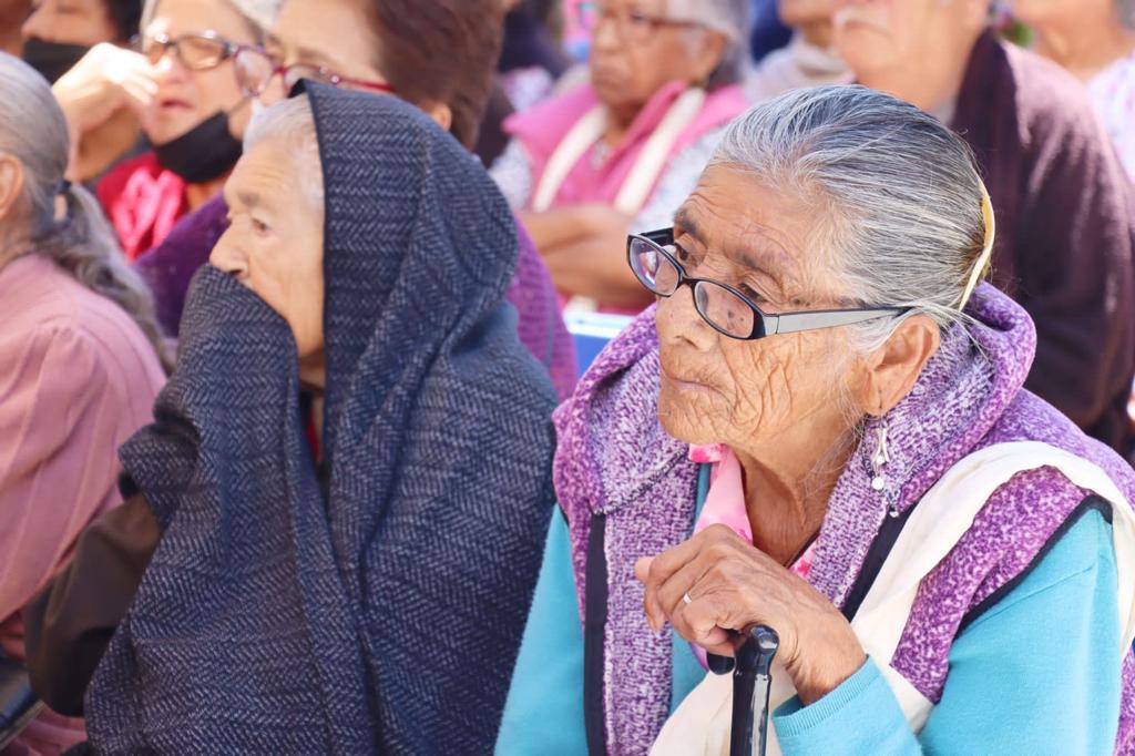 9 3 - Reapertura Cindy Arvizu instalaciones para atención de adultos mayores en Ojo de Agua del Refugio