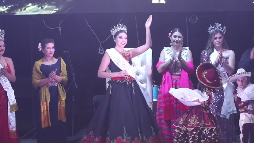 3 16 - Coronan a Carolina Hernández como Reina de las Fiestas Patrias 2023