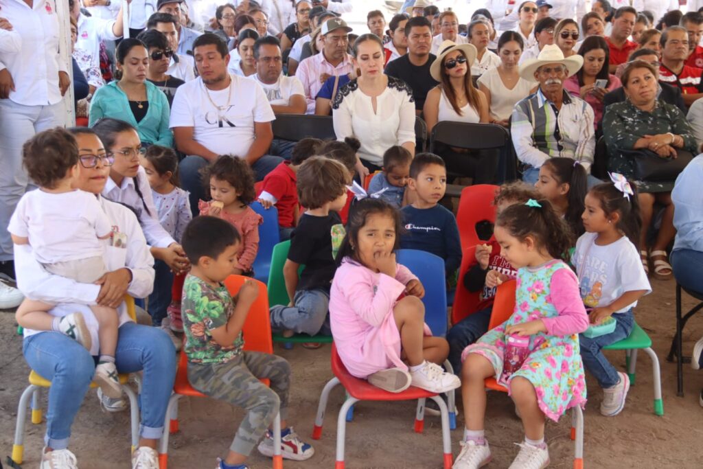 9 6 1024x683 - Colocan la primera piedra del nuevo CADI de San Luis de la Paz