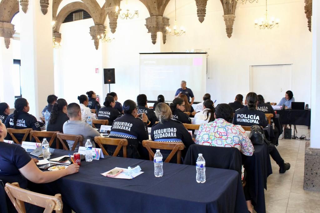 9 - Realizan sexta sesión de trabajo del Curso para el Fortalecimiento de Liderazgo de las Mujeres en Instituciones de Seguridad