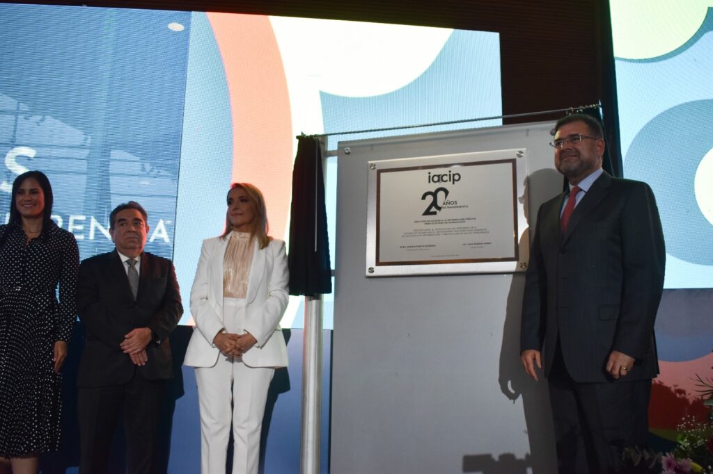 b 1024x682 - Conmemora IACIP 20 años de transparencia en el estado de Guanajuato