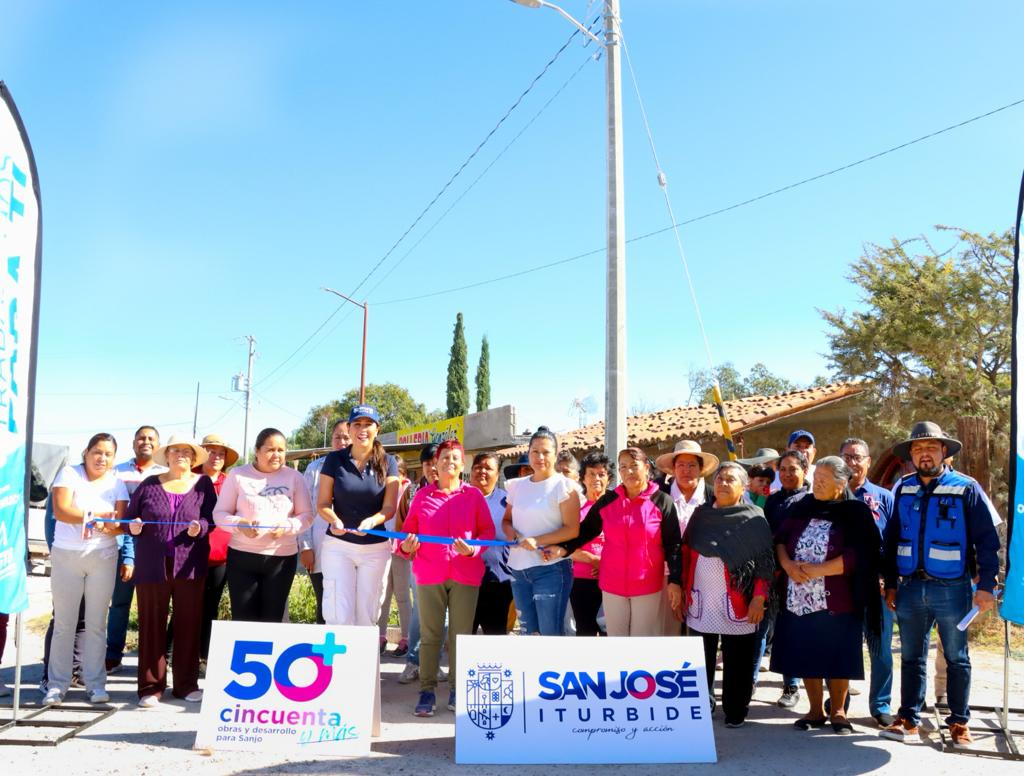 veg1 - Gobierno Municipal entrega obras para mayor seguridad en Los Vega de Arriba y San Antonio del Llano