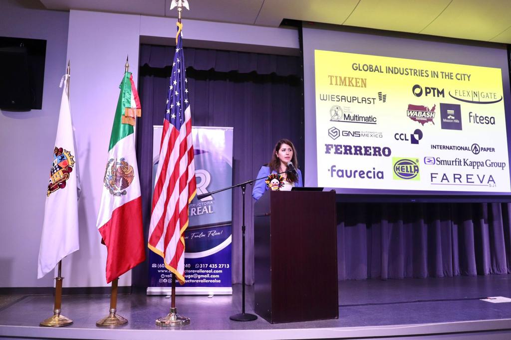 rida1 - Participa Cindy Arvizu en tercera edición de la Convención de Negocios de Florida Central