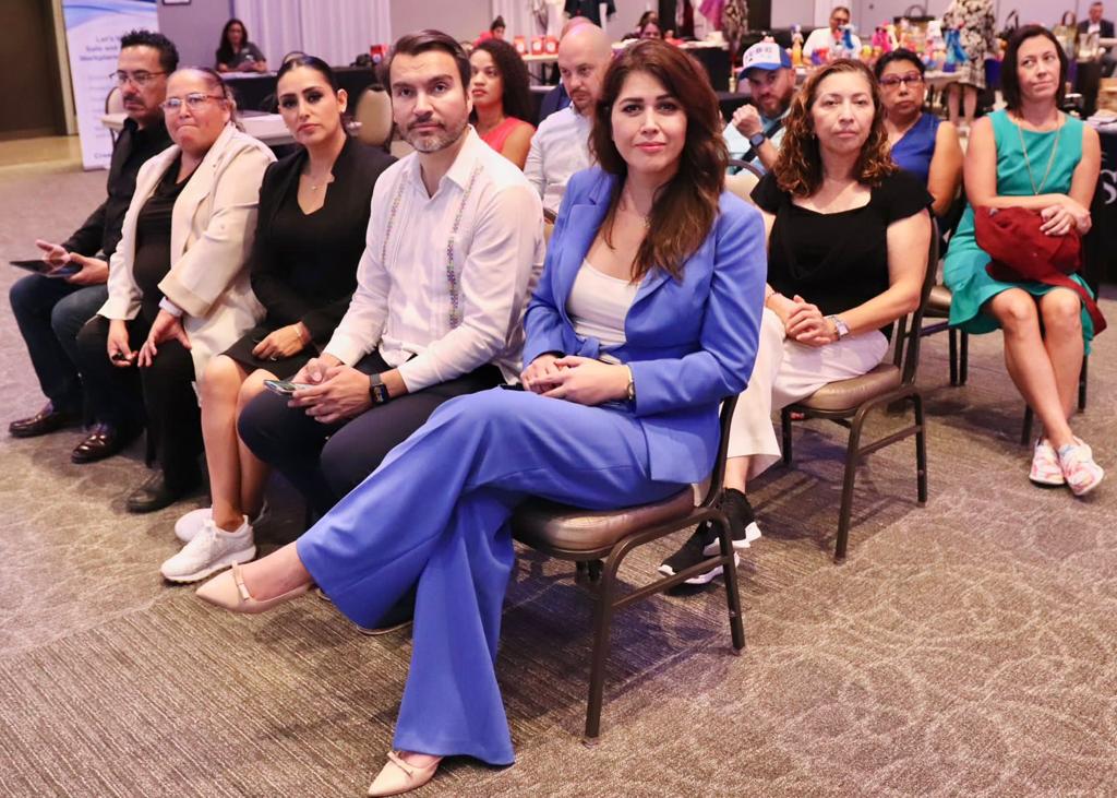 rida7 - Participa Cindy Arvizu en tercera edición de la Convención de Negocios de Florida Central