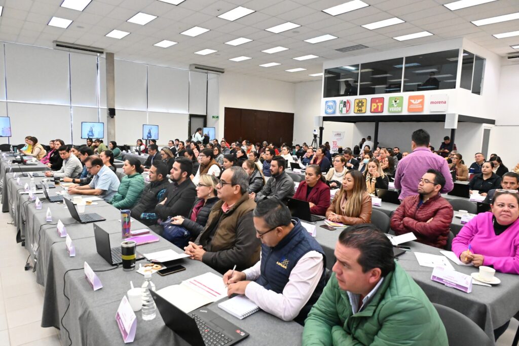 4 2 1024x682 - Capacita IEEG a integrantes de consejos distritales y municipales