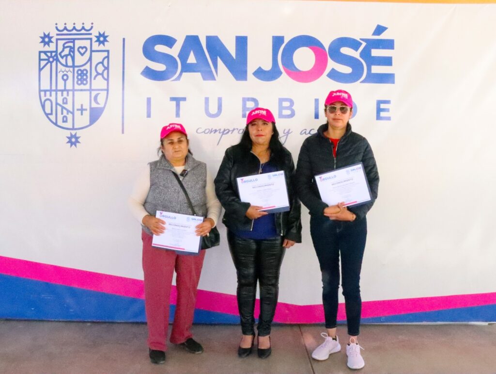 agro1 1024x771 - RECIBEN TRES MUJERES GANADERAS LA DISTINCIÓN “ORGULLO ITURBIDENSE”