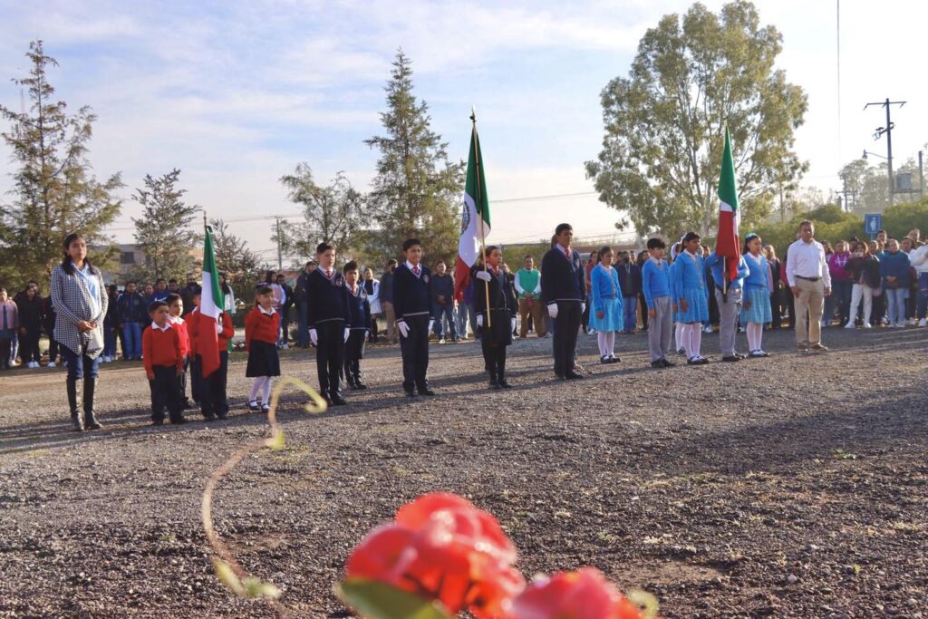 ban5 1024x683 - GOBIERNO MUNICIPAL DE SJI CONMEMORA EL DÍA DE LA BANDERA