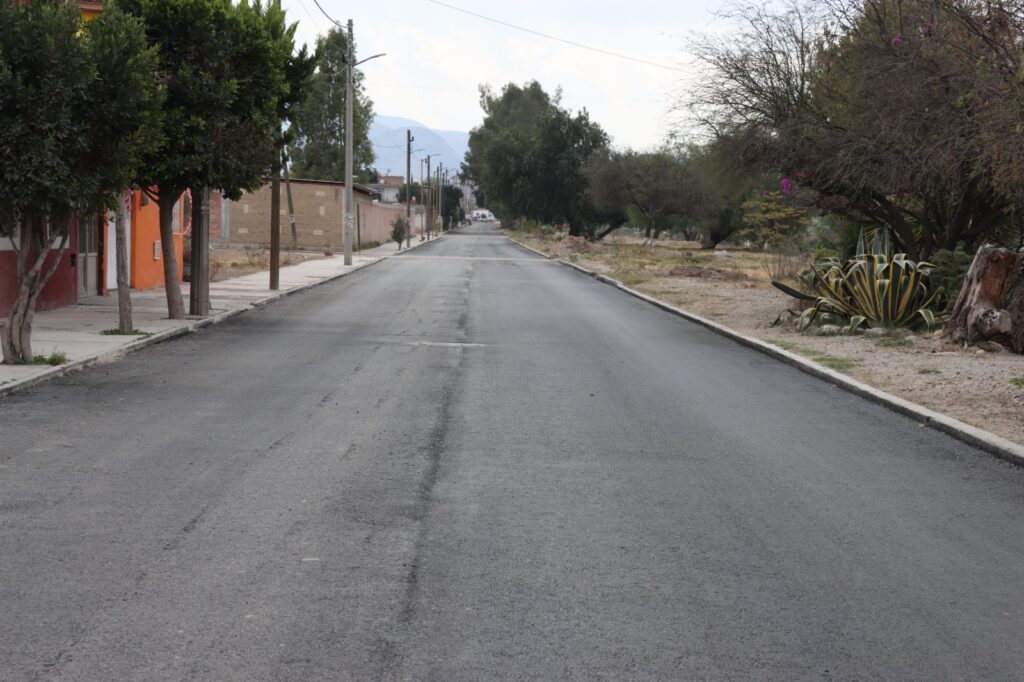 cam2 1024x682 - REHABILITA GOBIERNO MUNICIPAL DE SJI AVENIDA EL FRESNO, EN LOMA DE BUENAVISTA