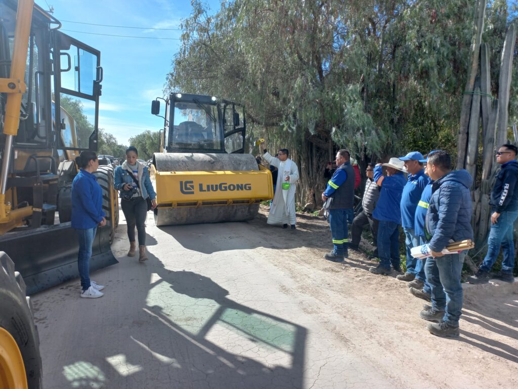 chula5 1 1024x768 - GOBIERNO MUNICIPAL PONE EN MARCHA EL PROGRAMA “ENCHÚLAME LA CALLE”