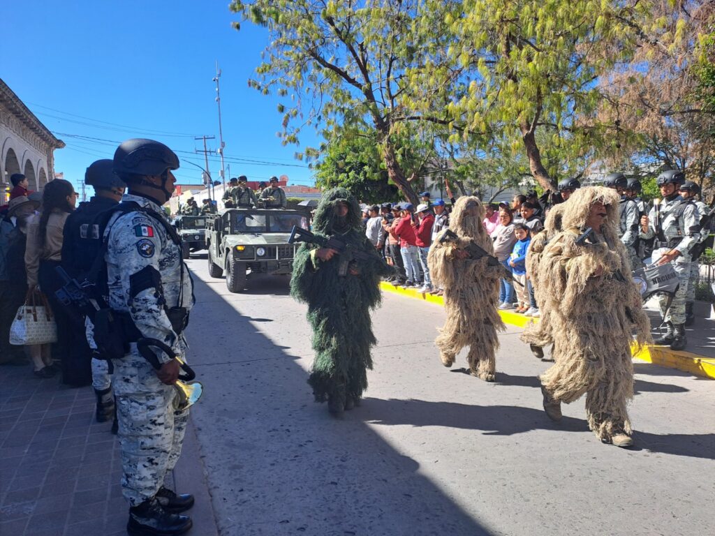 file3 1024x768 - “SIN NOVEDAD”, REPORTE DEL DESFILE CÍVICO-MILITAR PARA CONMEMORAR LOS 270 AÑOS DE FUNDACIÓN DE SAN JOSÉ ITURBIDE