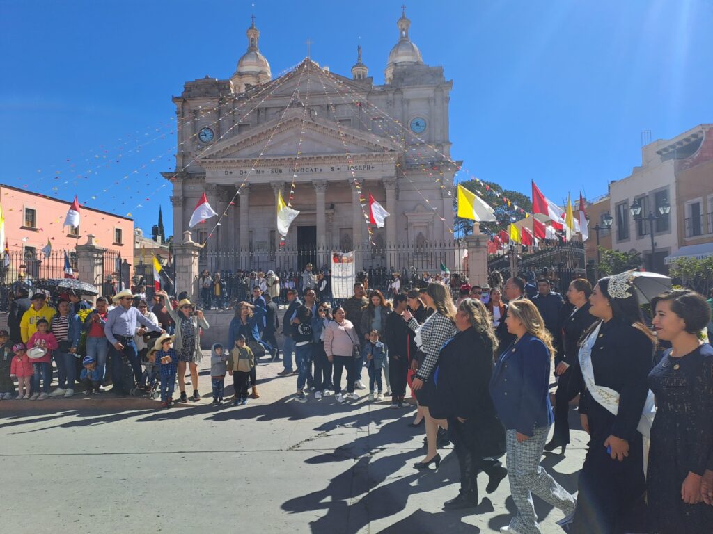 file6 1 1024x768 - “SIN NOVEDAD”, REPORTE DEL DESFILE CÍVICO-MILITAR PARA CONMEMORAR LOS 270 AÑOS DE FUNDACIÓN DE SAN JOSÉ ITURBIDE