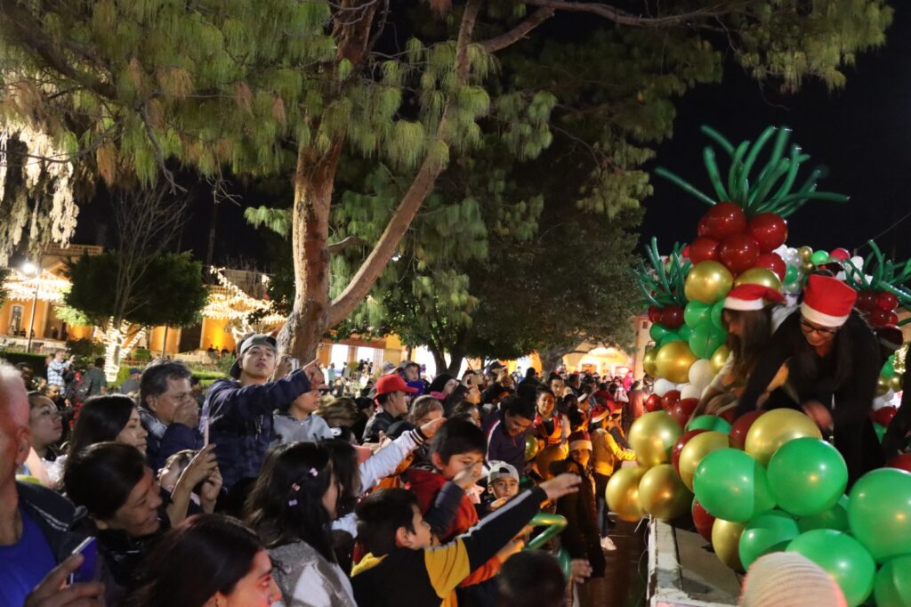 los7 1 1024x682 - NUTRIDA ASISTENCIA A MAGNA CELEBRACIÓN DEL DÍA DE REYES ORGANIZADA POR EL GOBIERNO MUNICIPAL DE SJI