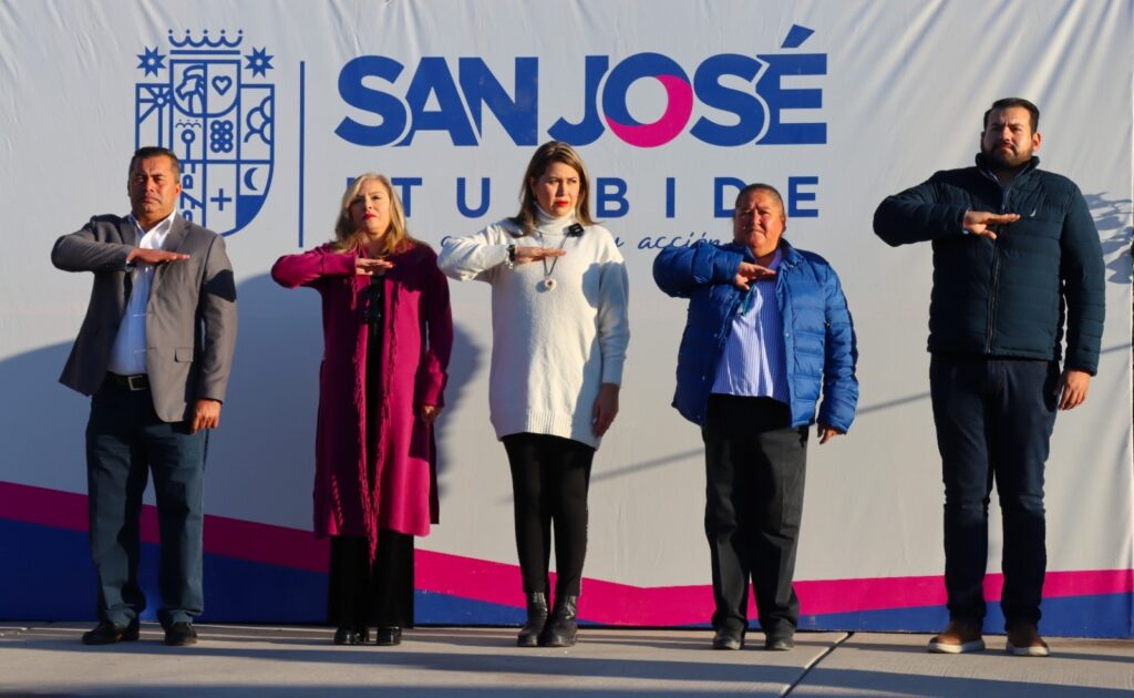 raya2 1 1024x630 - RECONOCEN A DON LALO, PROMOTOR DE DANZA RAYADOS, CON LA DISTINCIÓN “ORGULLO ITURBIDENSE”