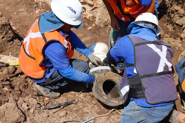 436243401 848132257311638 8702270253204151765 n - ACTUALIZA SMAPA VÁLVULA Y TUBERÍAS EN RED DE DISTRIBUCIÓN PARA MEJORAR EL SERVICIO