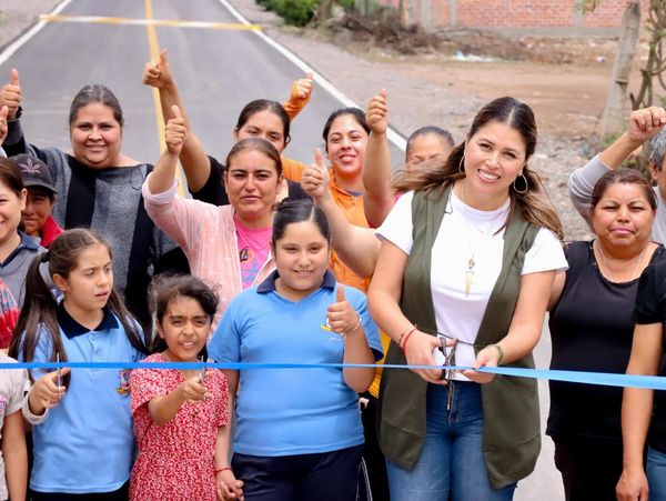 449147900 890353059756224 1659389015549505322 n - Inicia Cindy Arvizu gira de obras públicas en Fátima