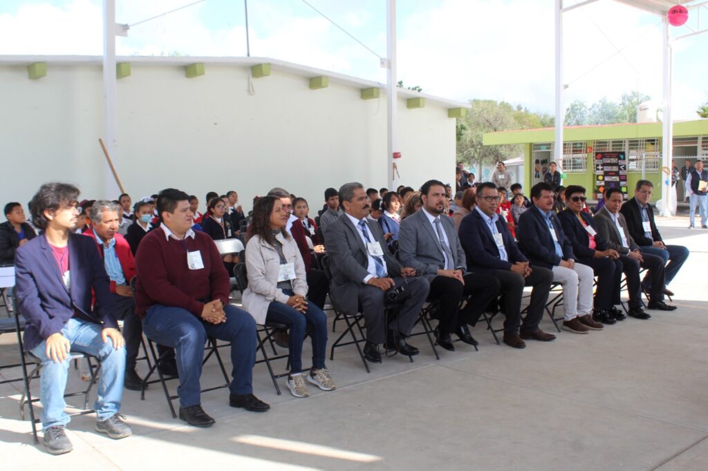 449817234 896639132460950 4646445835044573994 n 1024x682 - Se reúnen los 70 estudiantes más brillantes del Sector 18 en su Olimpiada de Habilidades Matemáticas