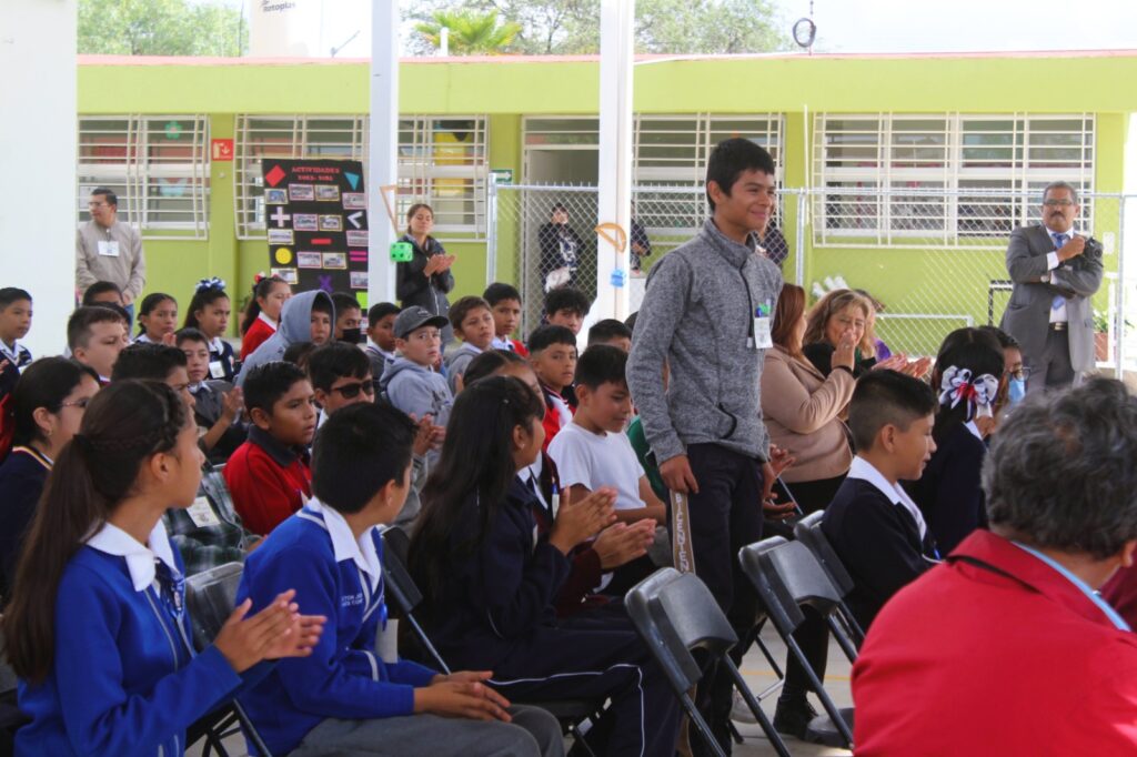 449930513 896639472460916 8627874417388765857 n 1024x682 - Se reúnen los 70 estudiantes más brillantes del Sector 18 en su Olimpiada de Habilidades Matemáticas