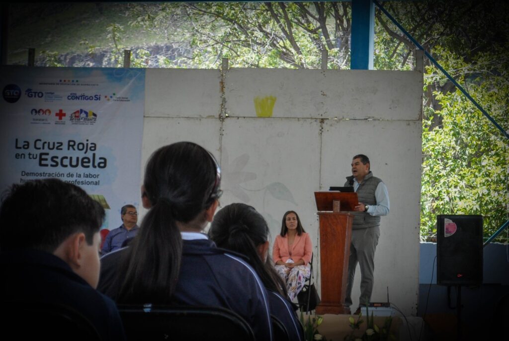 450342869 898681568923373 792530558834255903 n 1024x685 - La Cruz Roja en tu escuela; demostración de la labor humanitaria y profesional