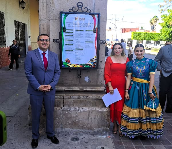 3 - San Jos&eacute; de Iturbide inicia las Fiestas Patrias con la develaci&oacute;n del Bando Solemne