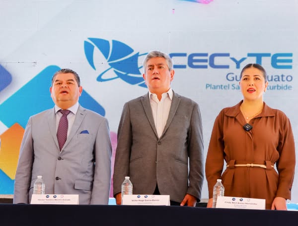 B 24 - Cecyte Guanajuato plantel San Jos&eacute; Iturbide cumple 15 a&ntilde;os