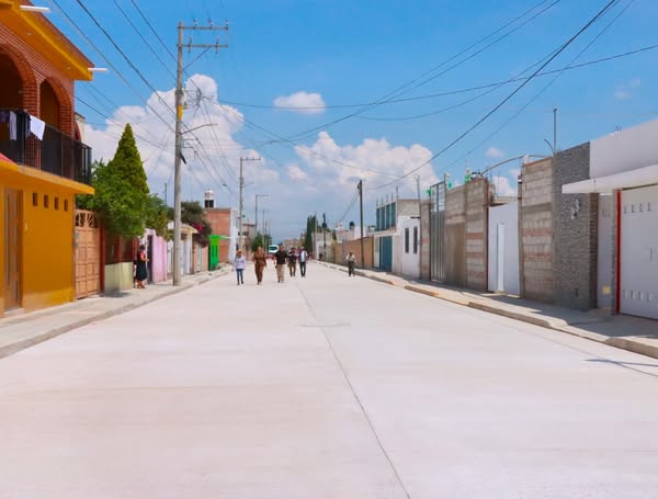 C 21 - Cindy Arvizu entreg&oacute; pavimentaci&oacute;n con concreto hidr&aacute;ulico en la colonia La Pur&iacute;sima