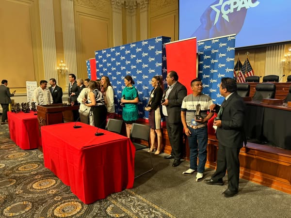 C 3 - Cindy Arvizu recibe el “Premio Libertad” durante la IV Cumbre Internacional contra la Trata de Personas