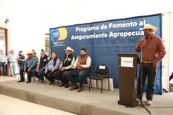 D 3 - Gobierno del Estado entrega 700 mil pesos a 139 productores iturbidenses
