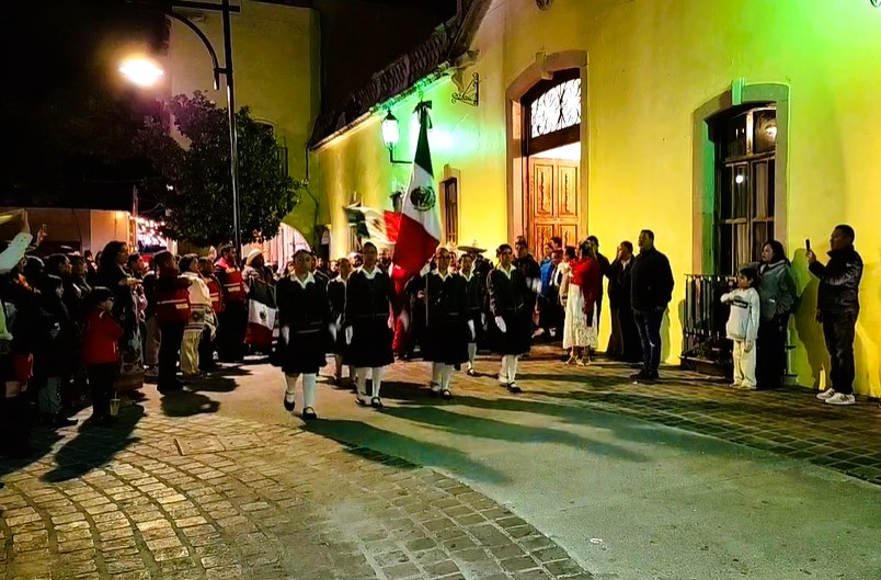 d 38 - Entre banderas, lluvia de papeles tricolores y fuego patrio, San Jos&eacute; de Iturbide vibr&oacute; con el Grito de Independencia