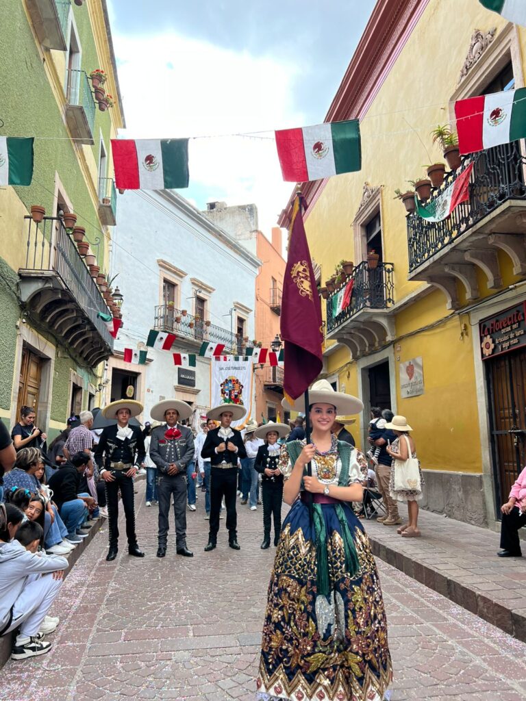 1 4 768x1024 - Lucen Charros y Rayados iturbidenses en desfile