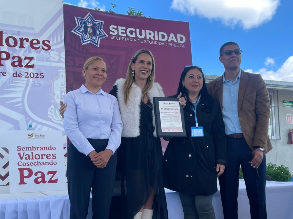 2 3 1024x768 - Realizan jornada de prevención “Sembrando valores, cosechando paz”