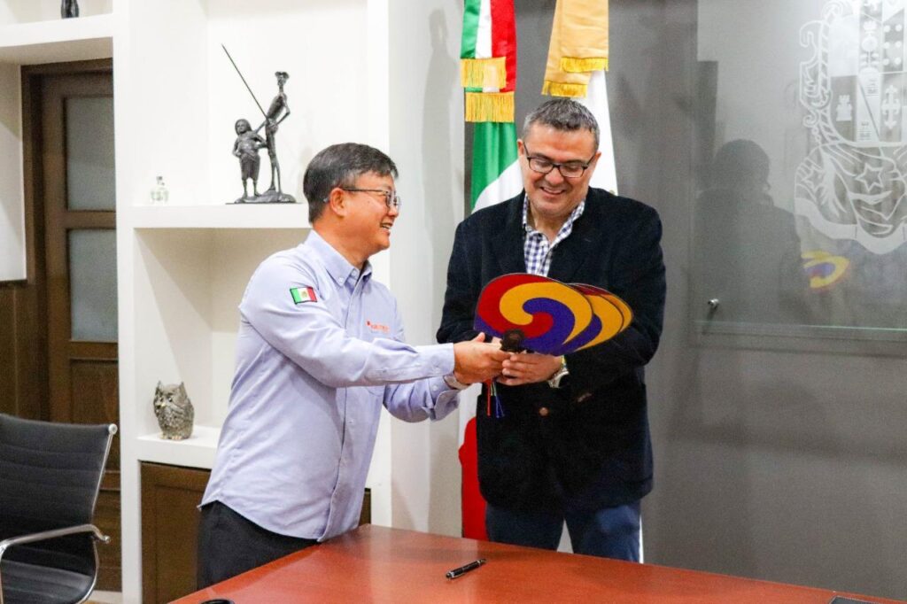 5 1024x682 - Firman hist&oacute;rico convenio Gobierno Iturbidense y NEDEC