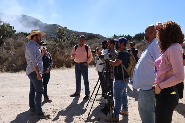 A 20 - Incendio del tiradero municipal está controlado en un 80 por ciento