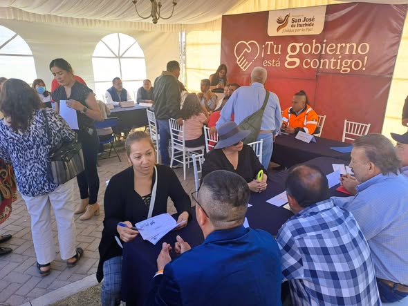 a 43 - Delegados de cinco comunidades piden apoyo para mejorar caminos rurales