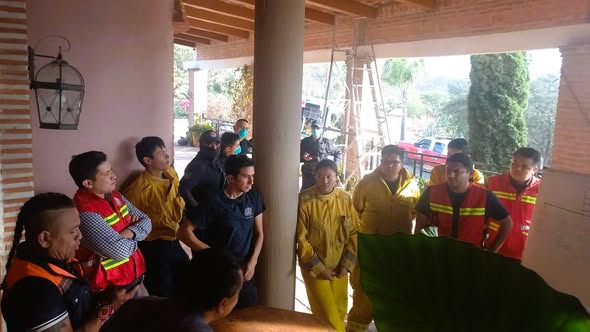 a 44 - Solo autoridades coordinarán combate de incendio forestal