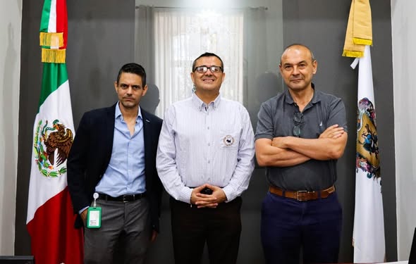 a 40 - Alcalde Manuel Montes presenta anteproyecto de puente en Mission Hills