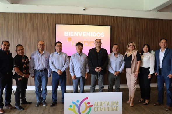 a 88 - Impulsa alcalde Manuel Montes una alianza histórica con el sector empresarial