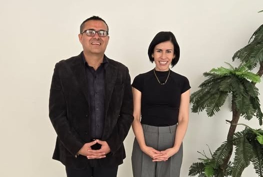 a 9 - Alcalde Manuel Montes se reúne con Rosario Corona