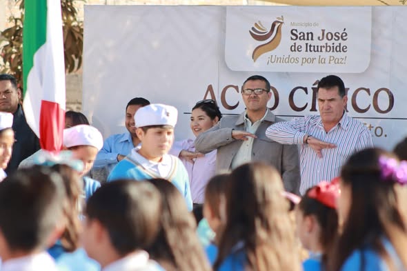 b 3 - La Españita y El Patolito reciben programas de atención ciudadana