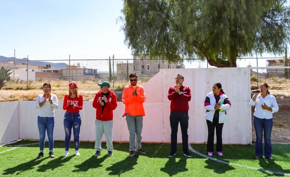 F 1 - Primaria “Nicolás Campa” recibe cancha de futbol 5